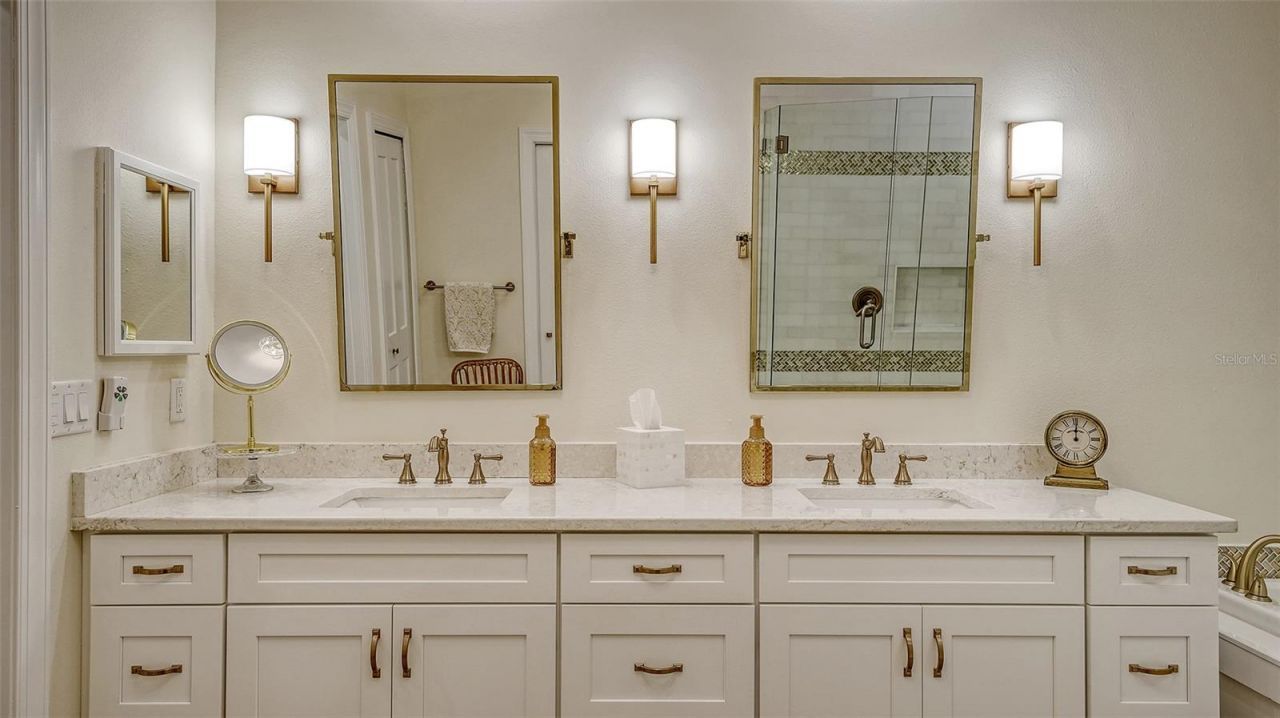4060 Penshurst Park, Sarasota, FL 34235 Photo