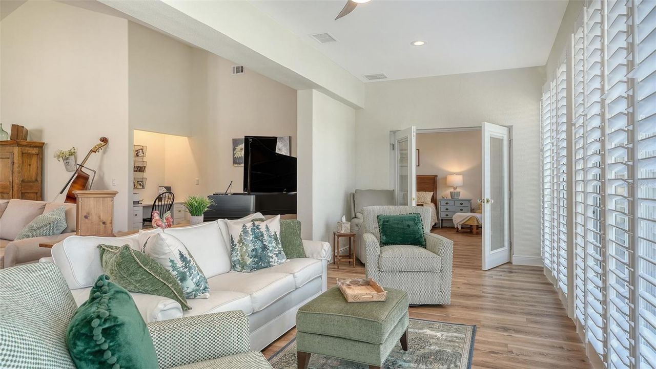 4060 Penshurst Park, Sarasota, FL 34235 Photo
