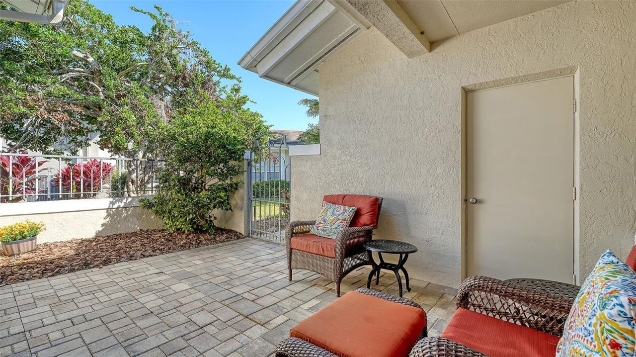4060 Penshurst Park, Sarasota, FL 34235 Photo