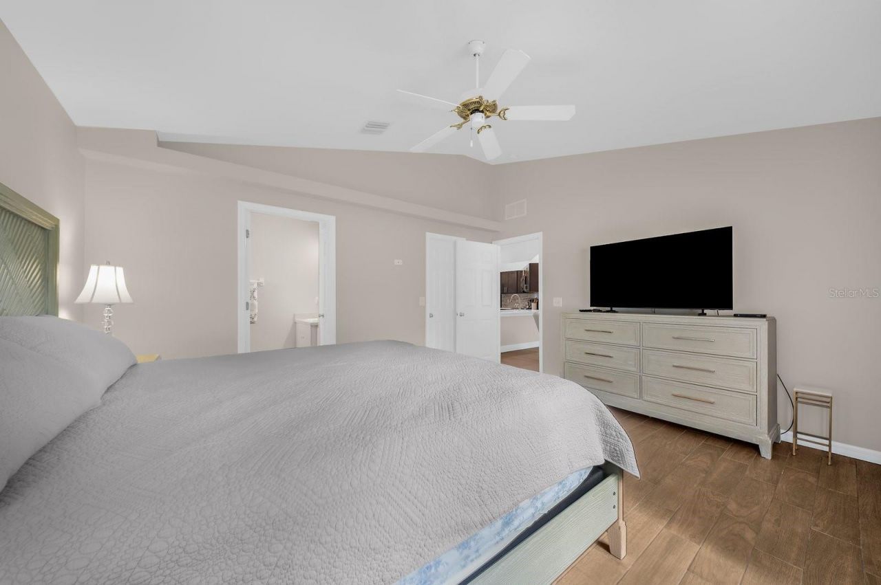 5022 20th Street Court E, Bradenton, FL 34203 Photo
