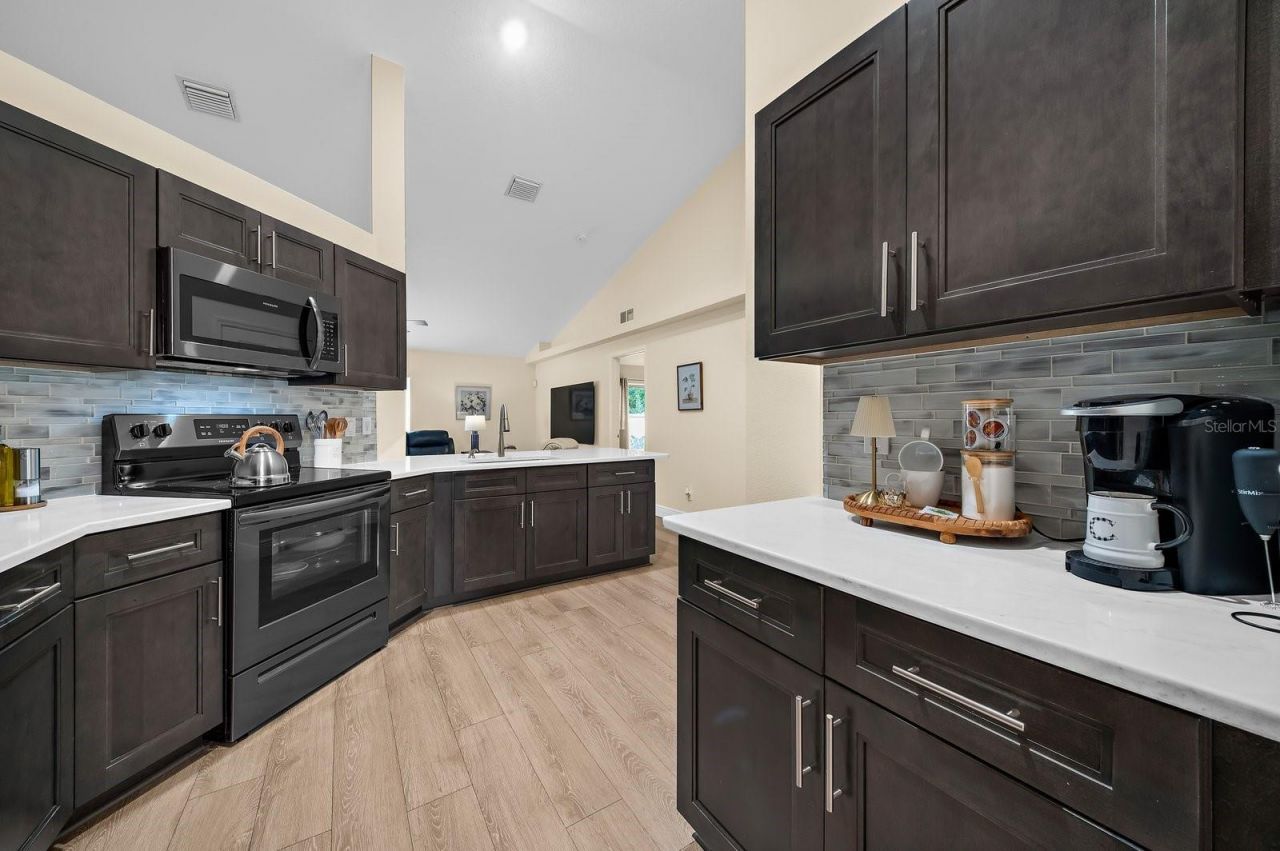 5022 20th Street Court E, Bradenton, FL 34203 Photo