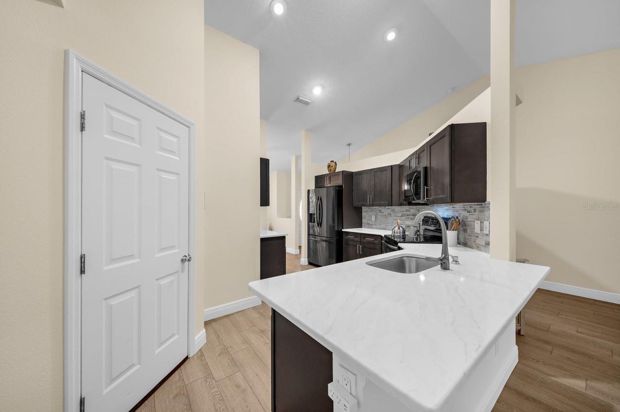 5022 20th Street Court E, Bradenton, FL 34203 Photo