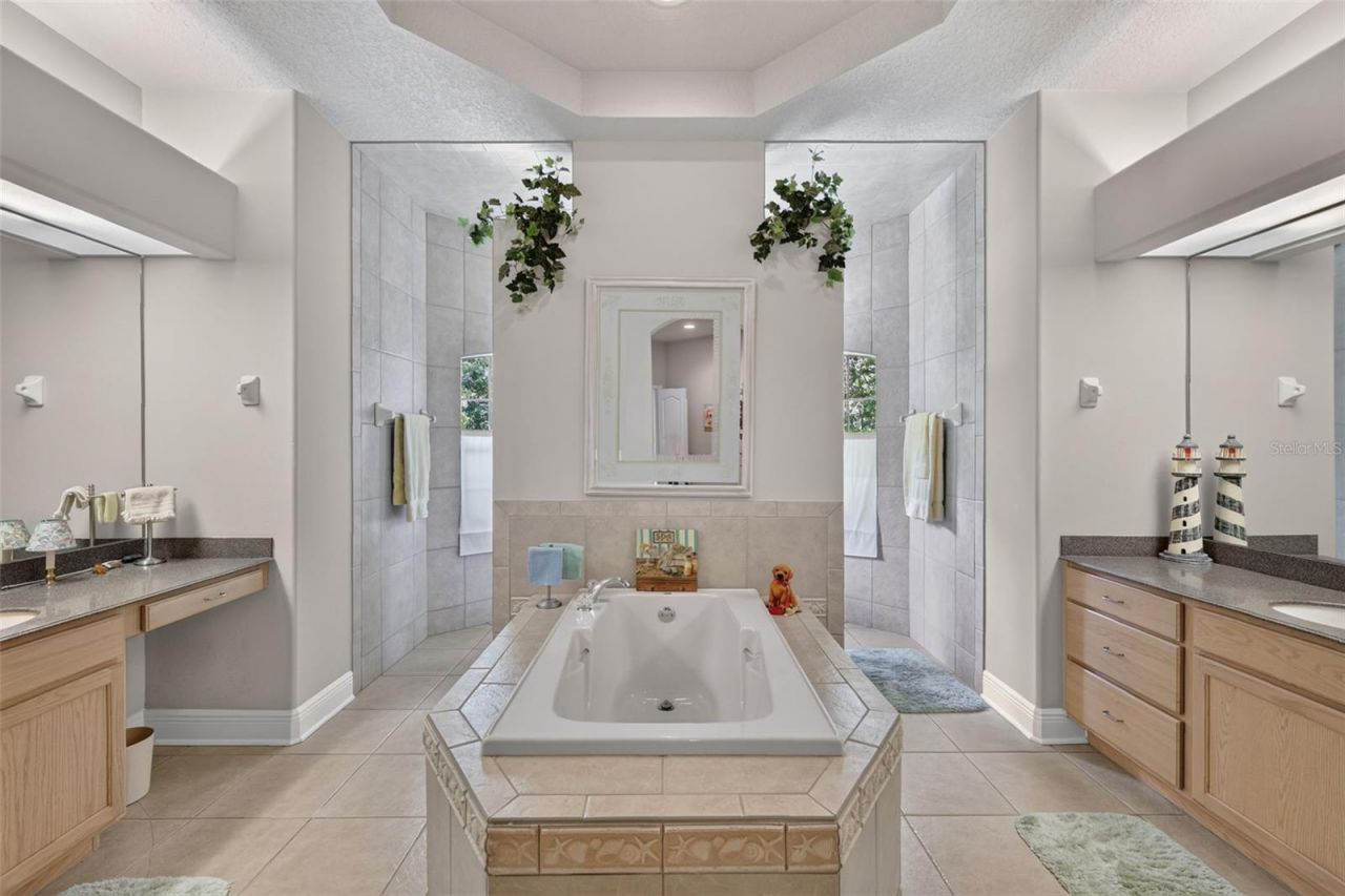 720 Northwest Snug Harbor Road, Crystal River, FL 34428 Photo