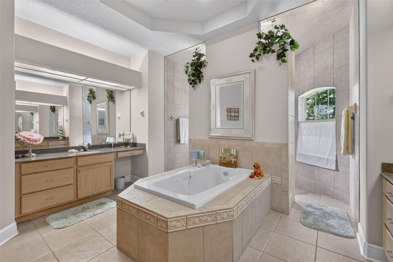 720 Northwest Snug Harbor Road, Crystal River, FL 34428 Photo