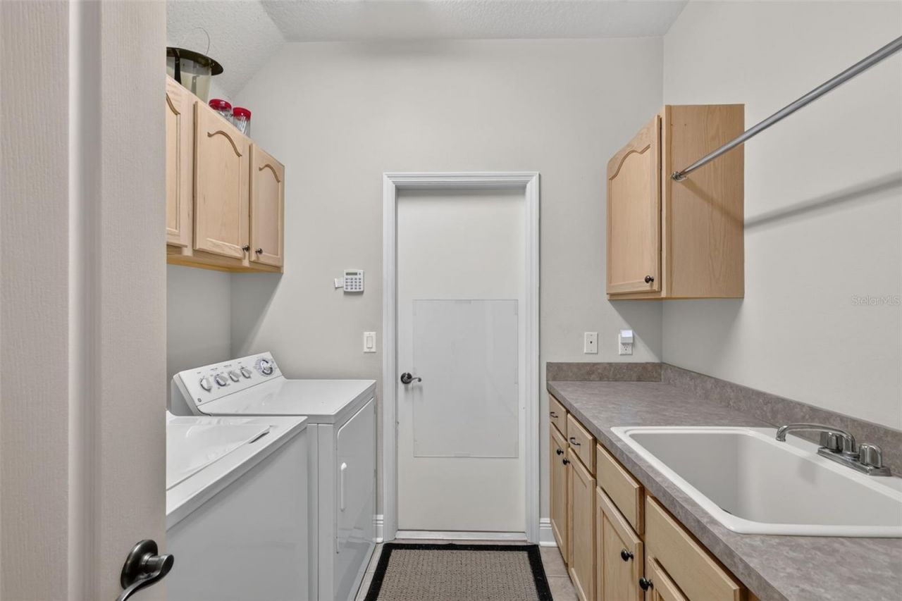 720 Northwest Snug Harbor Road, Crystal River, FL 34428 Photo