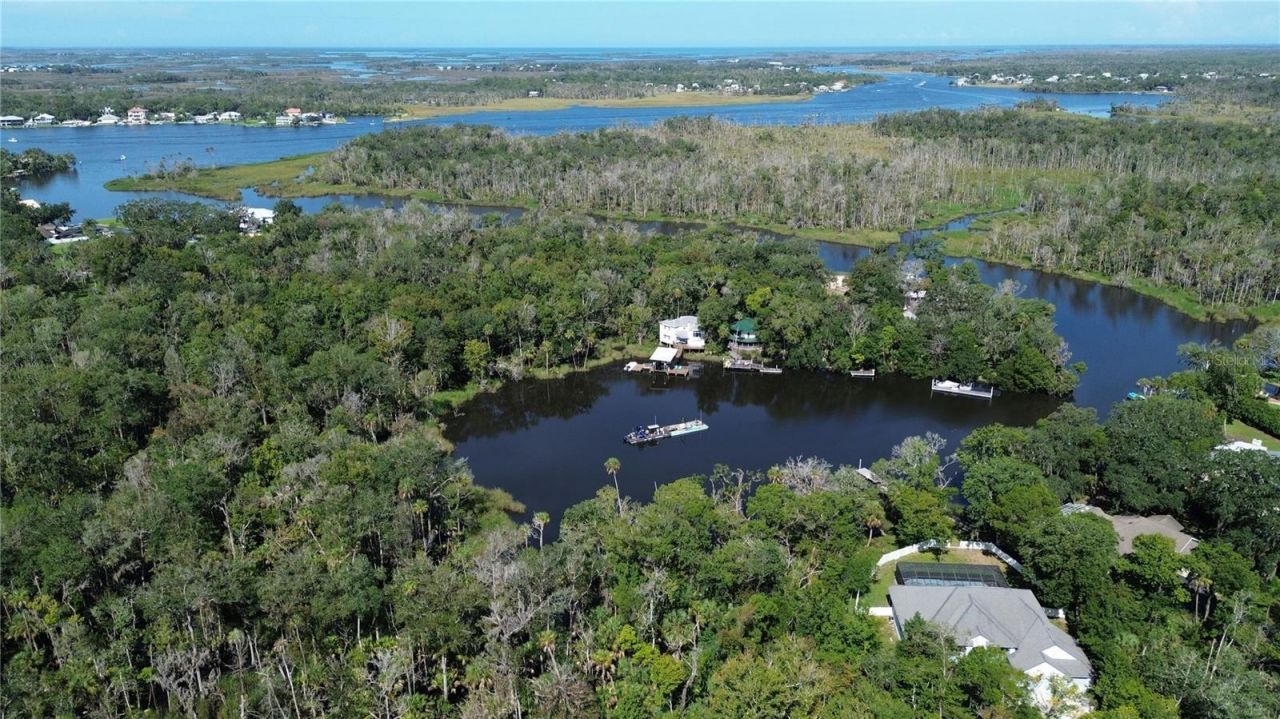 720 Northwest Snug Harbor Road, Crystal River, FL 34428 Photo