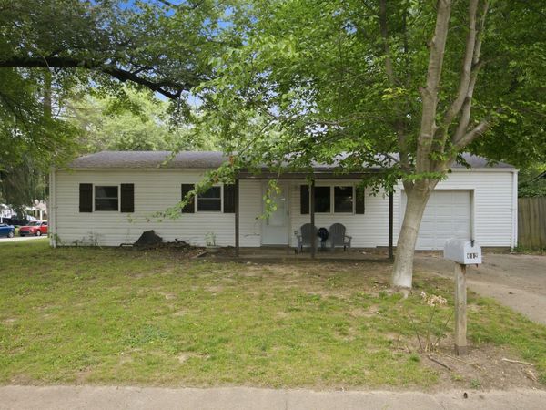 612 Hampton Lane , Chesterfield, IN 46017