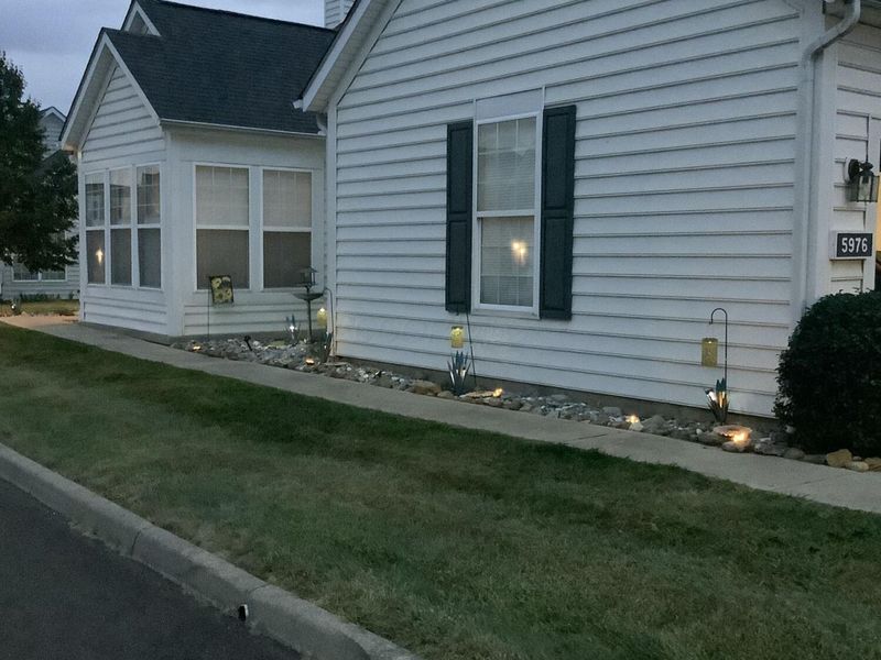 5976 Naughten Pond Drive , Columbus, OH 43213 Photo 6