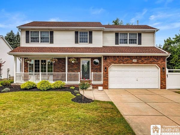 44 Wedgewood Drive, Buffalo, NY 14227