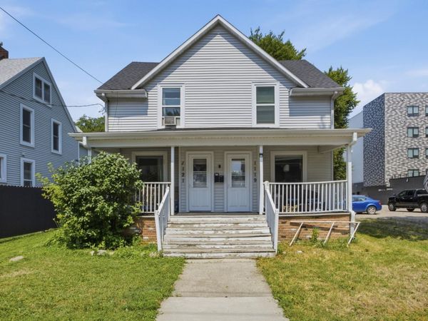 1121 3rd Avenue N, Fargo, ND 58102