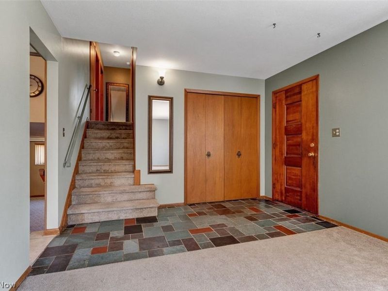 2211 Camelot Drive , Parma, OH 44134 Photo 2