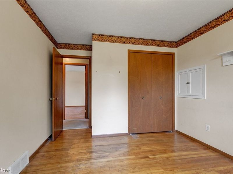 2211 Camelot Drive , Parma, OH 44134 Photo 20