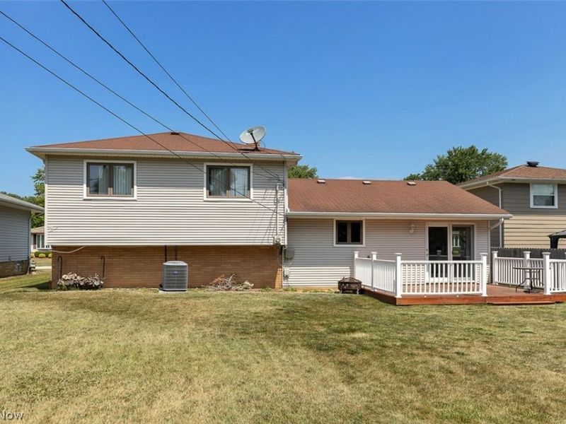 2211 Camelot Drive , Parma, OH 44134 Photo 31