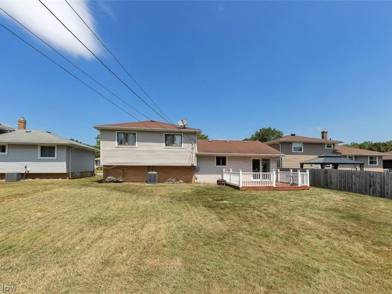 2211 Camelot Drive , Parma, OH 44134 Photo 32