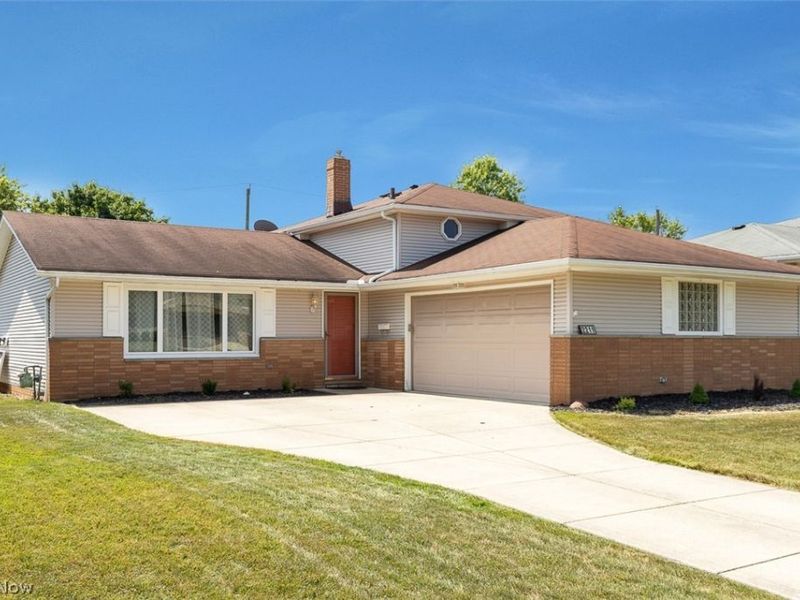 2211 Camelot Drive , Parma, OH 44134 Photo 33