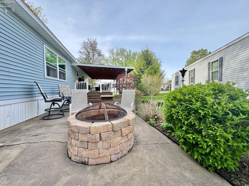115 Driftwood Drive, Port Clinton, OH 43452 Photo 6