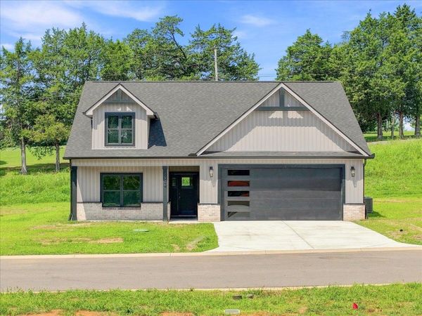 1926 Links Boulevard, Morristown, TN 37813