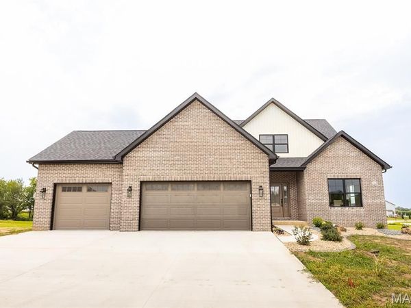 3706 Thicket Drive, Shiloh, IL 62221