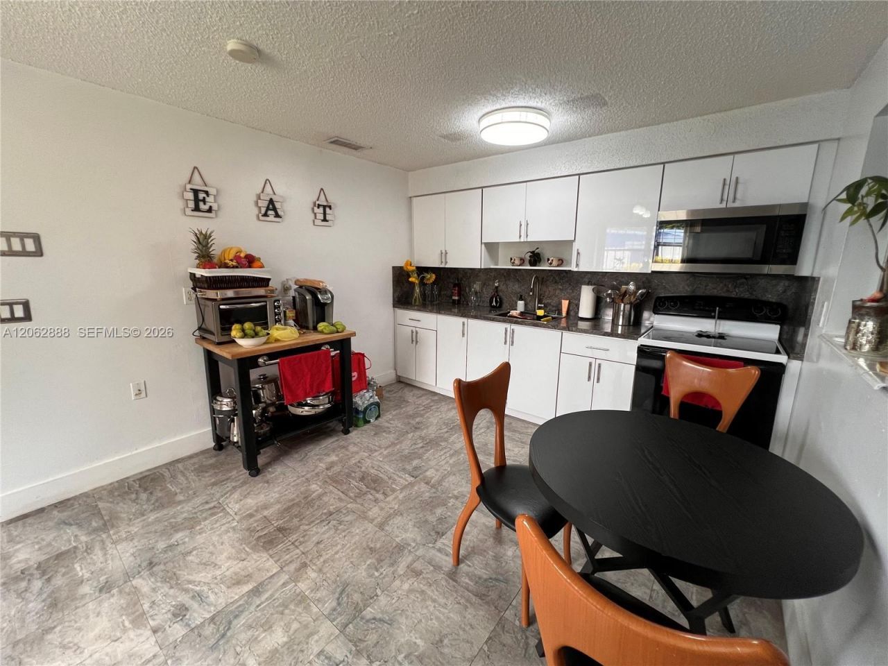 12510 W Golf Dr , Miami, FL 33167 Photo