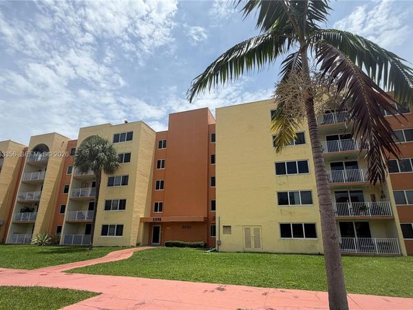 6980 NW 186th St , Unit 3-423A, Hialeah, FL 33015
