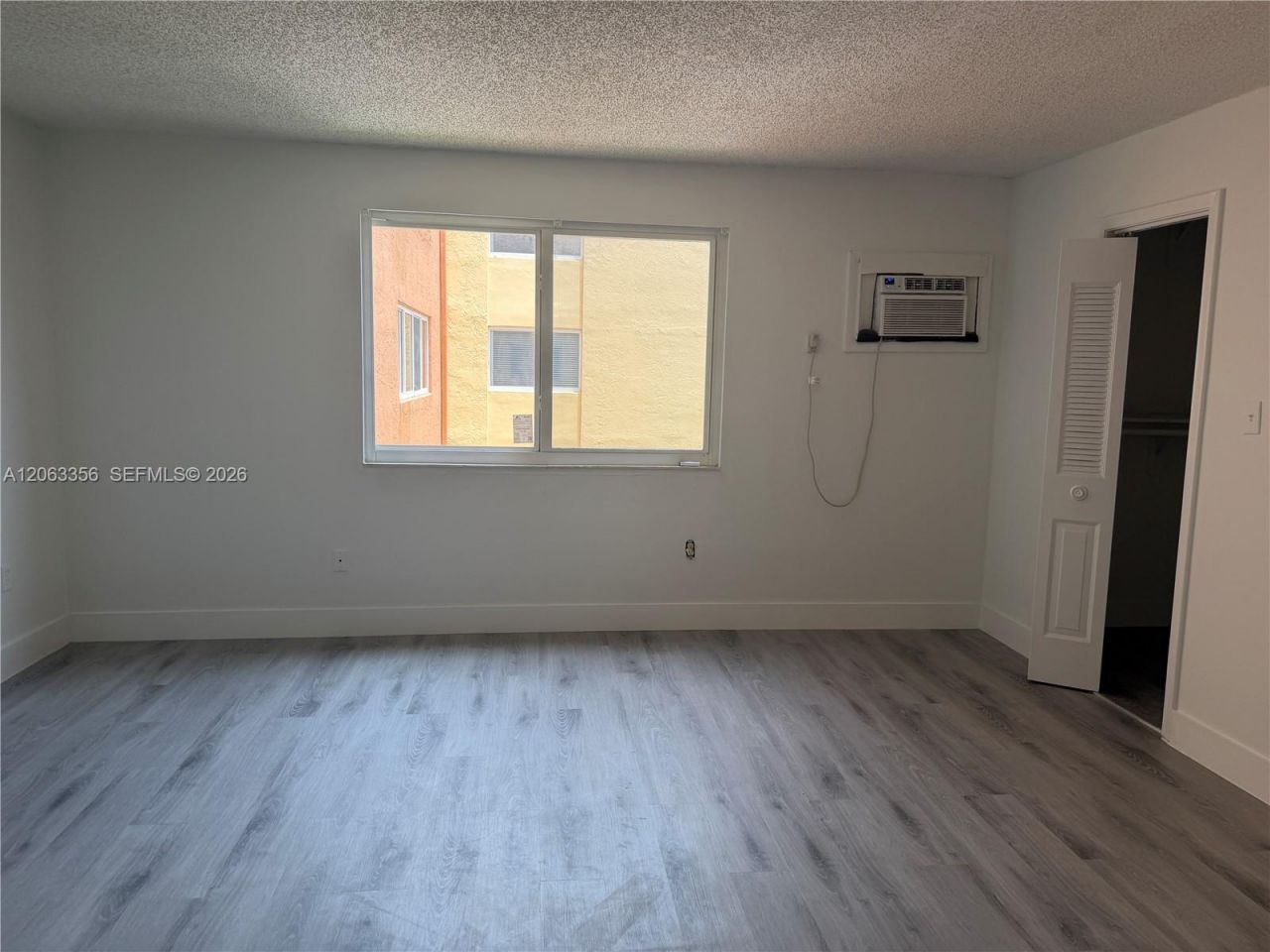 6980 NW 186th St , Unit 3-423A, Hialeah, FL 33015 Photo