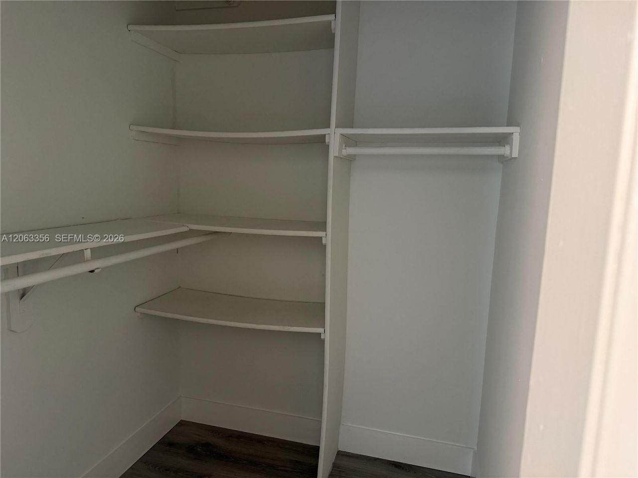 6980 NW 186th St , Unit 3-423A, Hialeah, FL 33015 Photo
