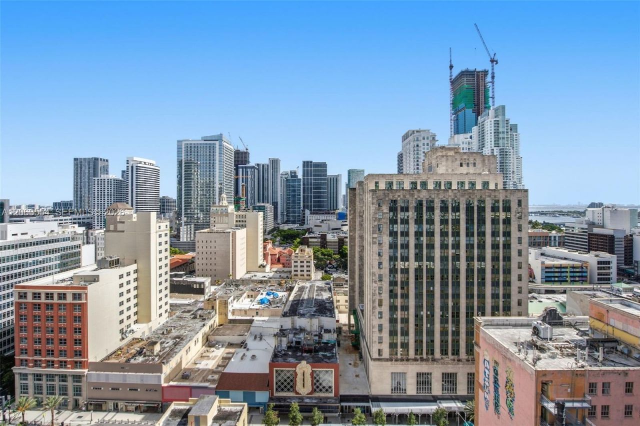 151 SE 1st St , Unit 1910, Miami, FL 33131 Photo