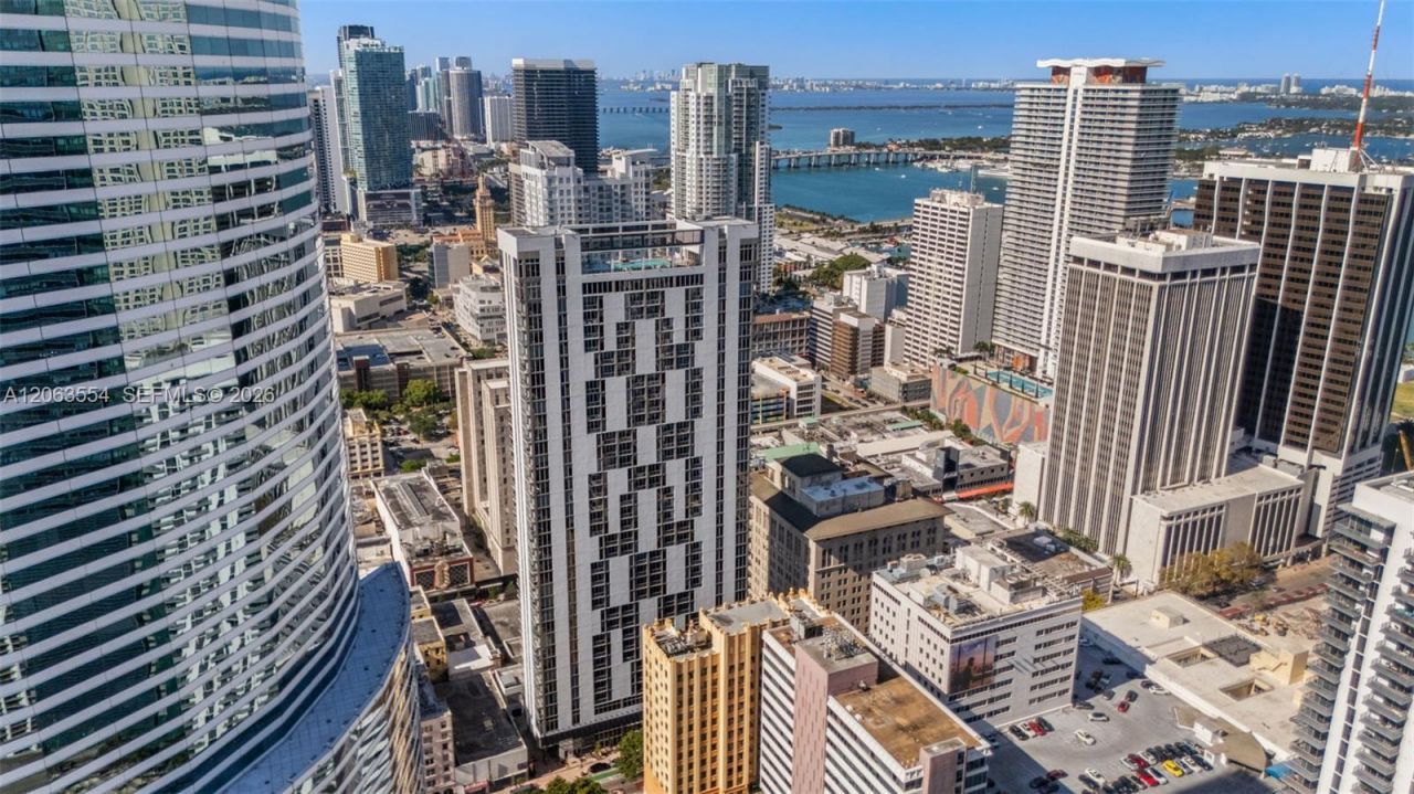 151 SE 1st St , Unit 1910, Miami, FL 33131 Photo
