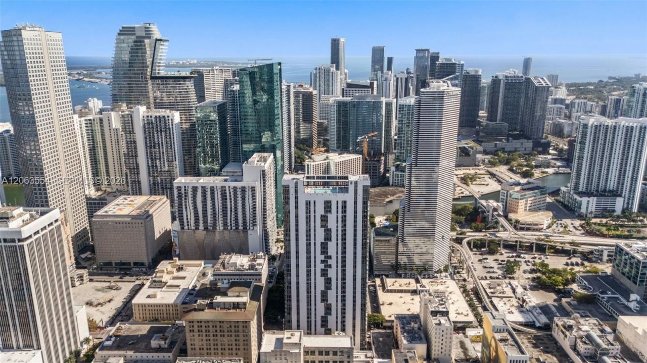 151 SE 1st St , Unit 1910, Miami, FL 33131 Photo
