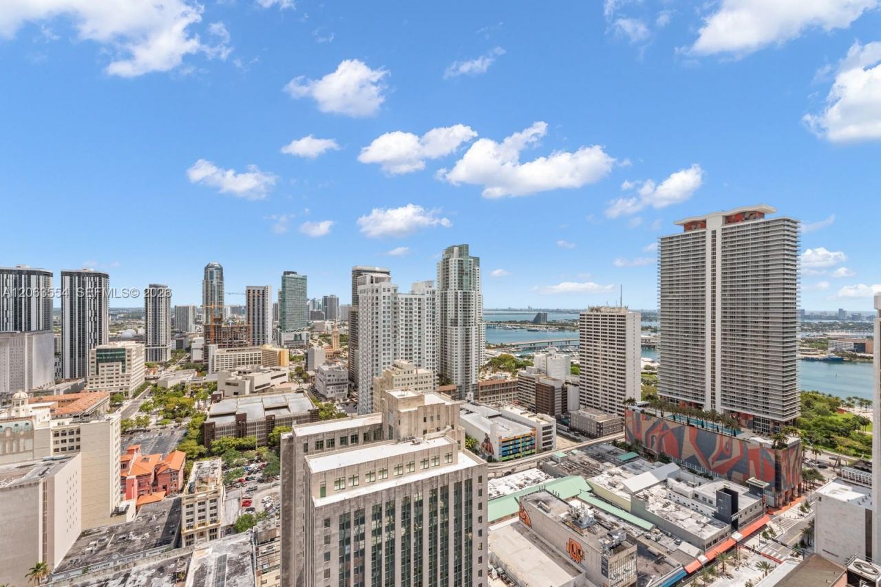 151 SE 1st St , Unit 1910, Miami, FL 33131 Photo