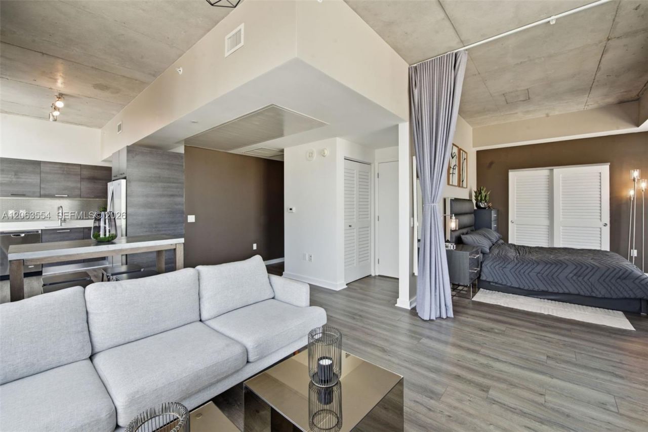 151 SE 1st St , Unit 1910, Miami, FL 33131 Photo