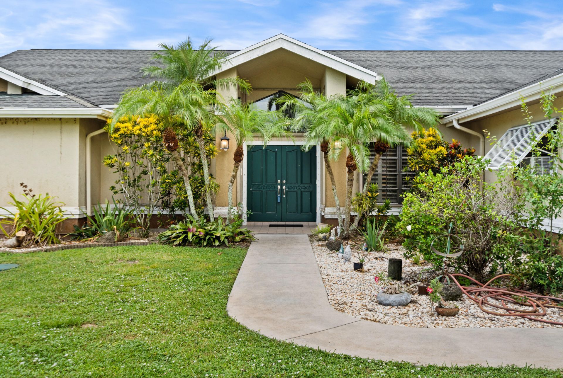 202 NE Flax Terrace, Jensen Beach, FL 34957 Photo