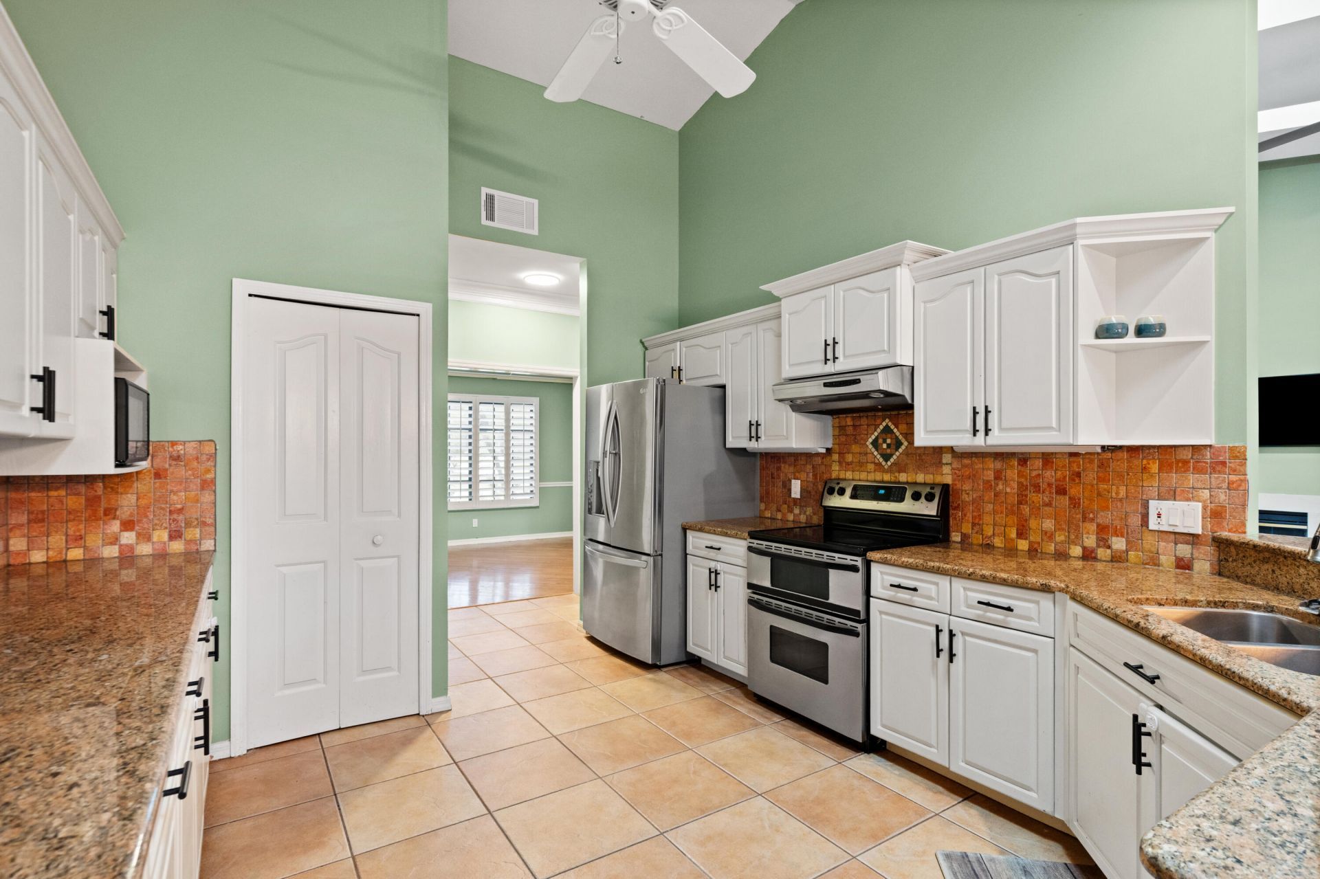 202 NE Flax Terrace, Jensen Beach, FL 34957 Photo