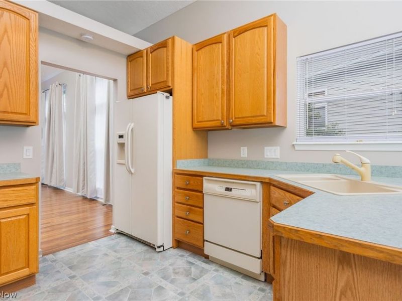 3558 Keats Boulevard , Brunswick, OH 44212 Photo 8