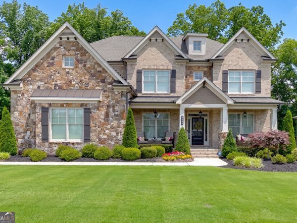 4695 Gablestone Crossing, Hoschton, GA 30548