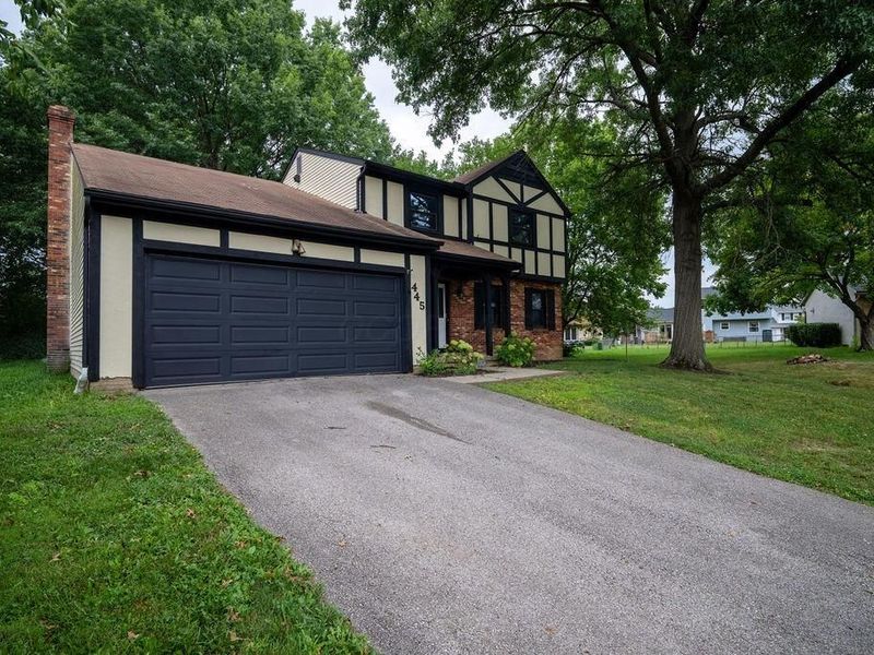 445 Hawthorne Place, Reynoldsburg, OH 43068 Photo 2