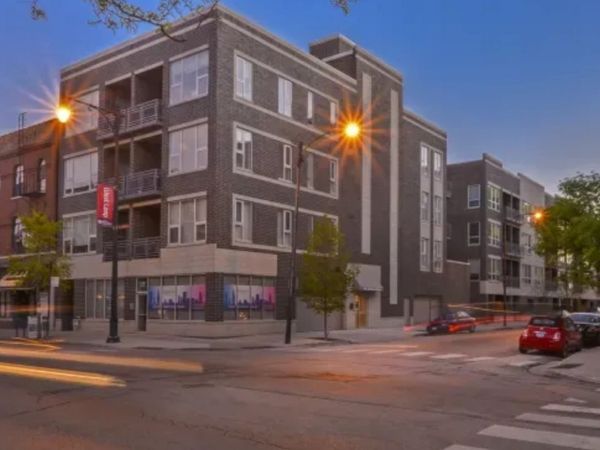 4 N Aberdeen Street , Unit 301, Chicago, IL 60607