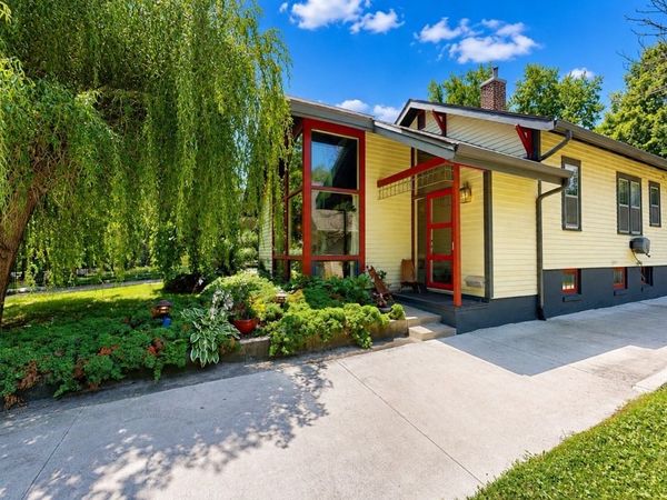 110 51st Street, Des Moines, IA 50312
