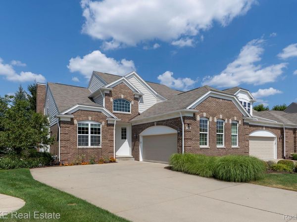 48876 Rainbow Lane N, Northville Township, Mi 48168