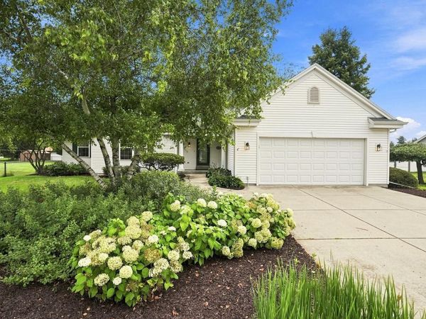 306 Pleasant STREET, Eagle, WI 53119