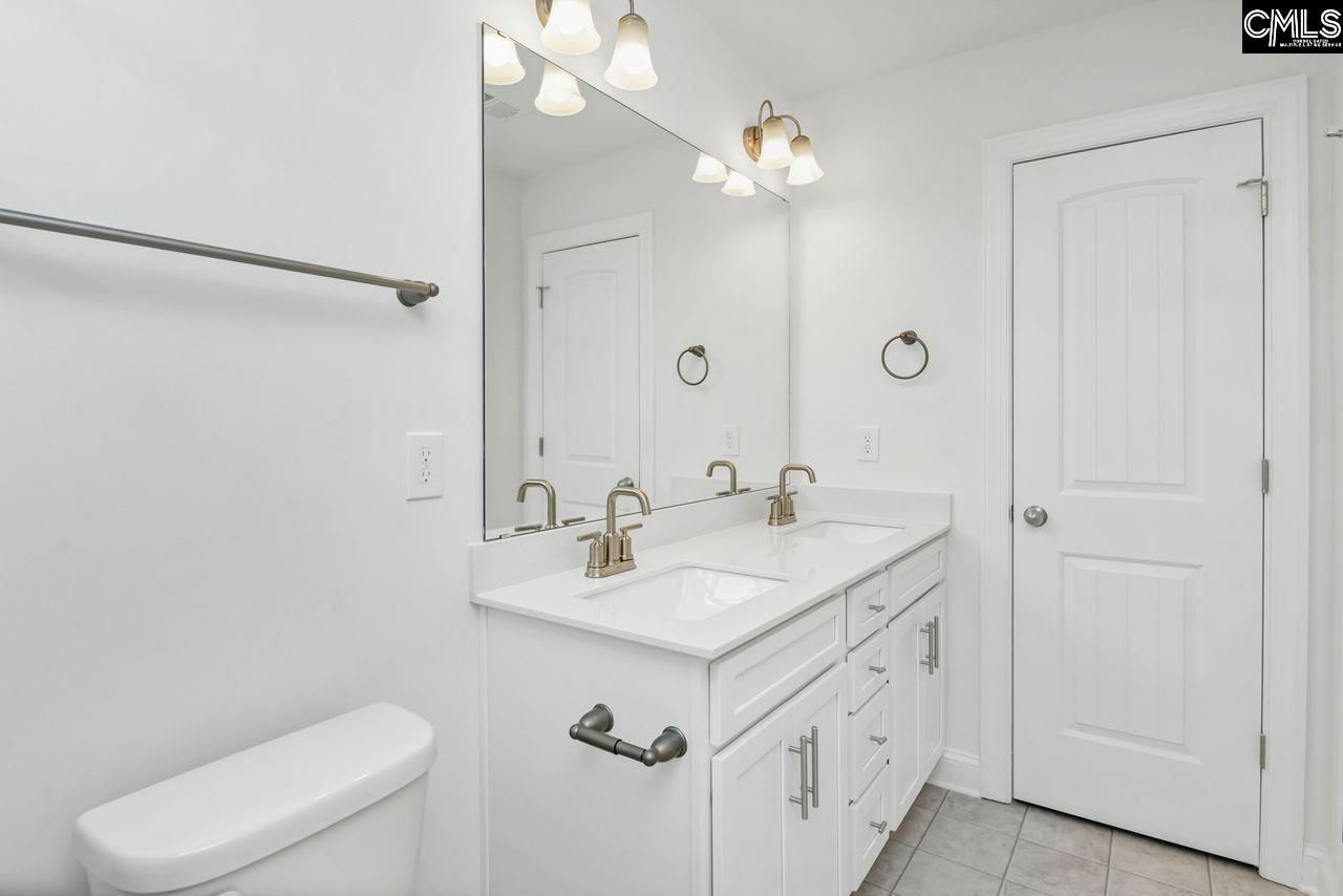 513 Adelaide Court  Photo 19