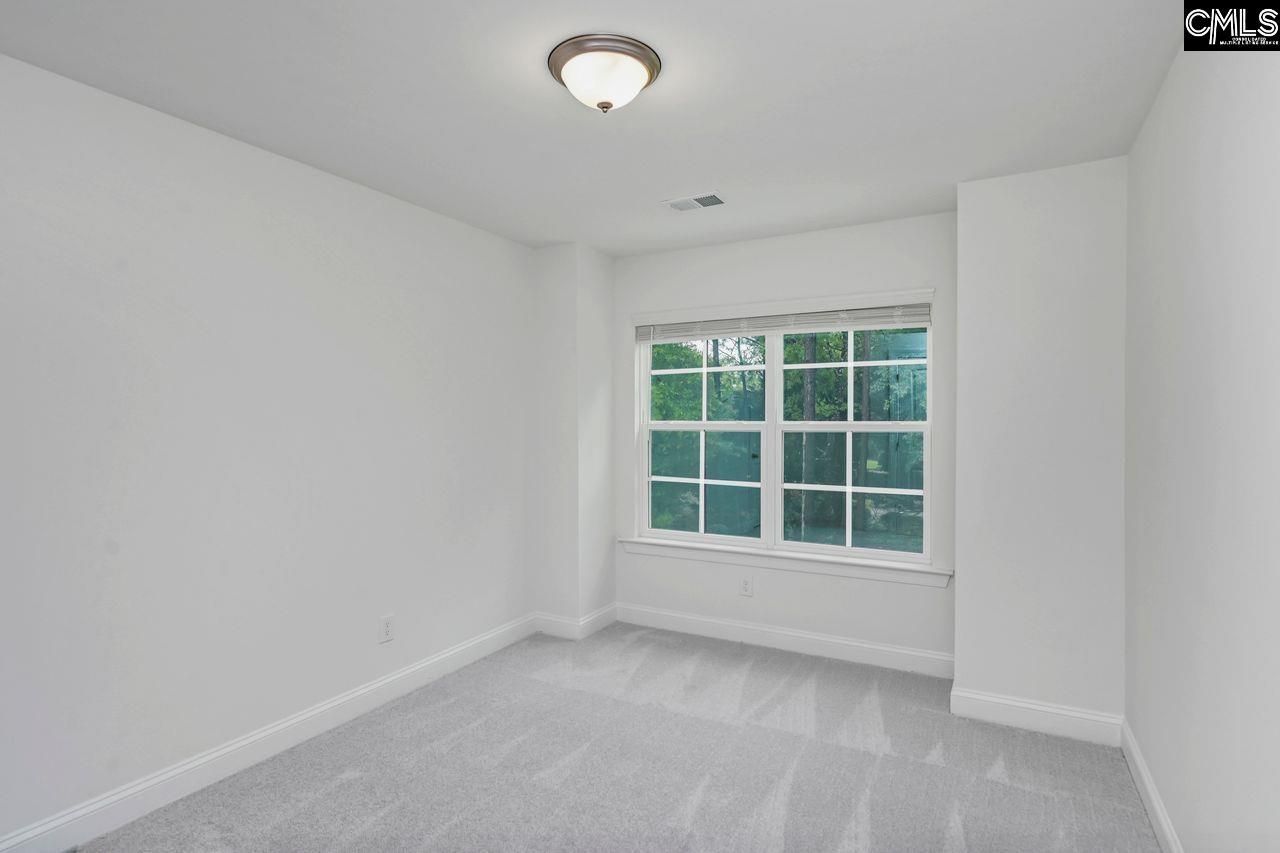 513 Adelaide Court  Photo 20