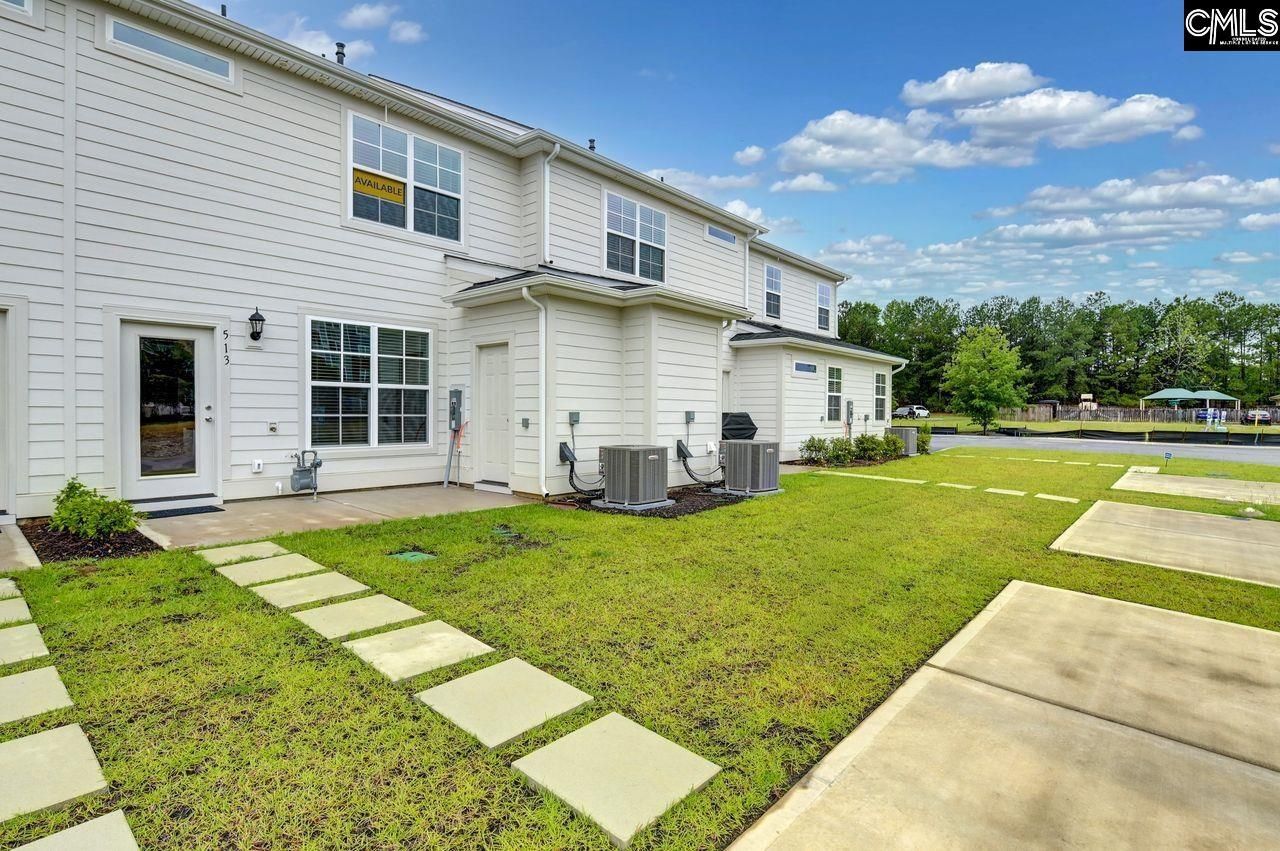 513 Adelaide Court  Photo 23
