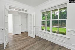 513 Adelaide Court  photo 4