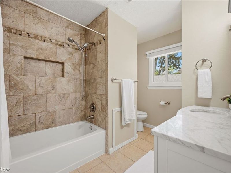 5487 Main Avenue , North Ridgeville, OH 44039 Photo 14