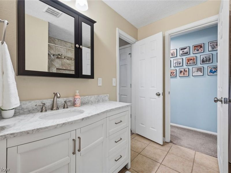 5487 Main Avenue , North Ridgeville, OH 44039 Photo 15