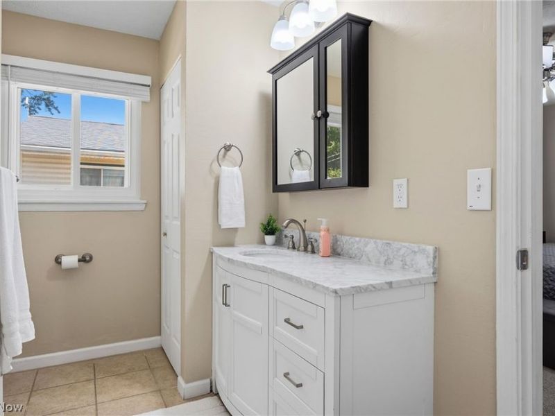 5487 Main Avenue , North Ridgeville, OH 44039 Photo 16