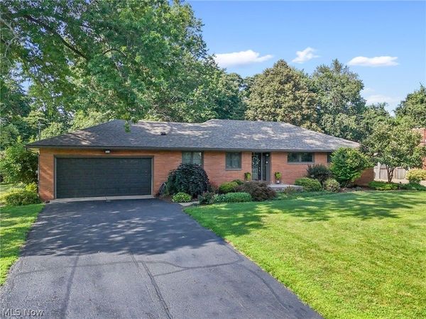 3243 Sanitarium Road , Akron, OH 44312
