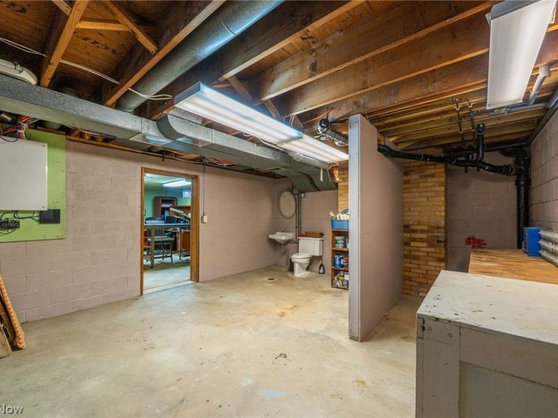 3243 Sanitarium Road , Akron, OH 44312 Photo 33