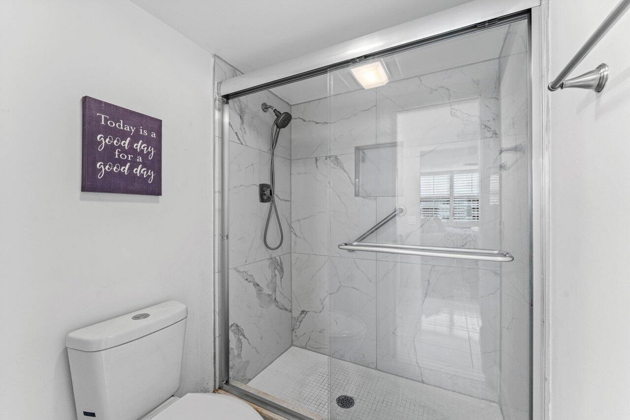 910 Dogwood Drive, Unit 444, Delray Beach, FL 33483 Photo